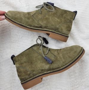 Men's Hush Puppies green suede low boots